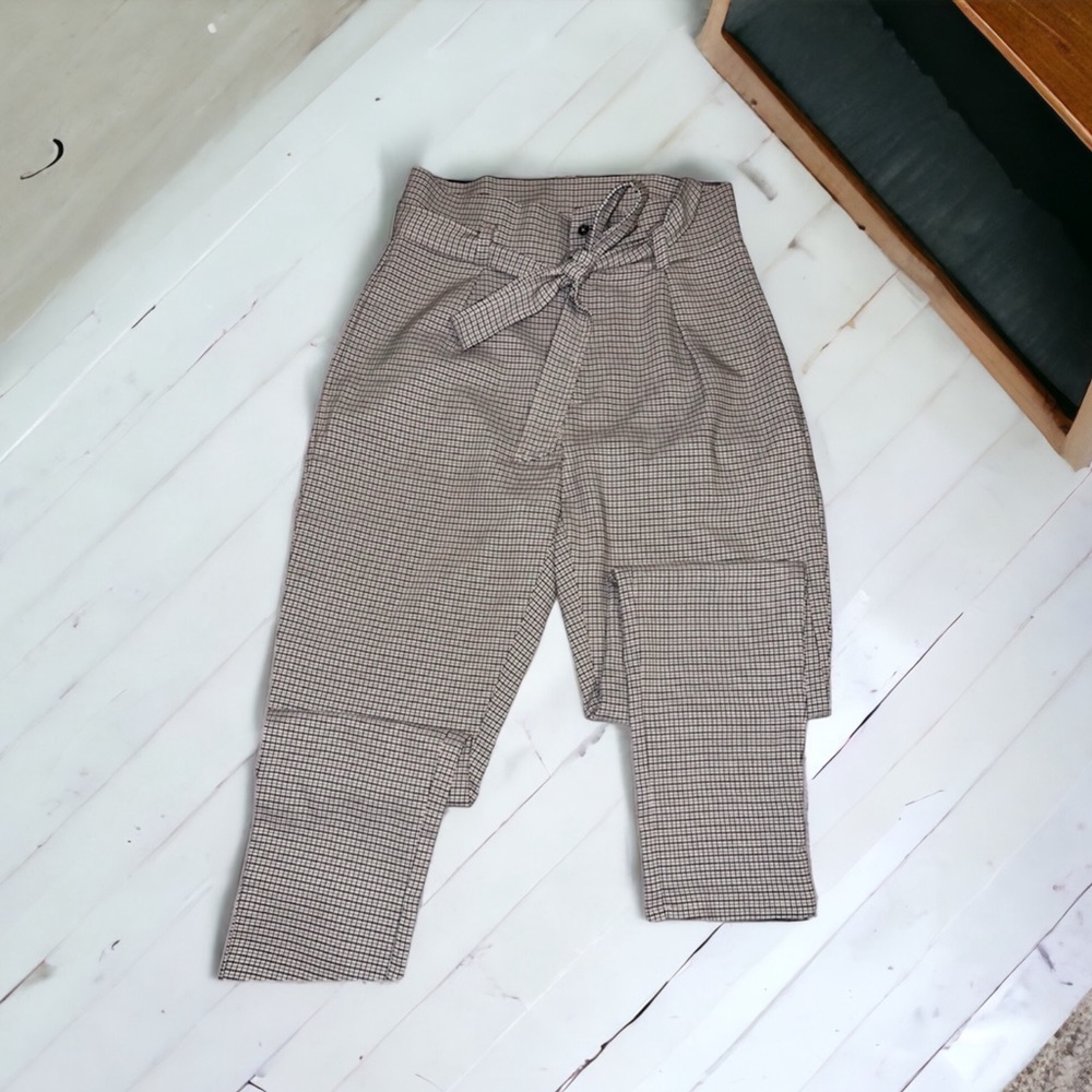 PS/LA dress pants with tie belt